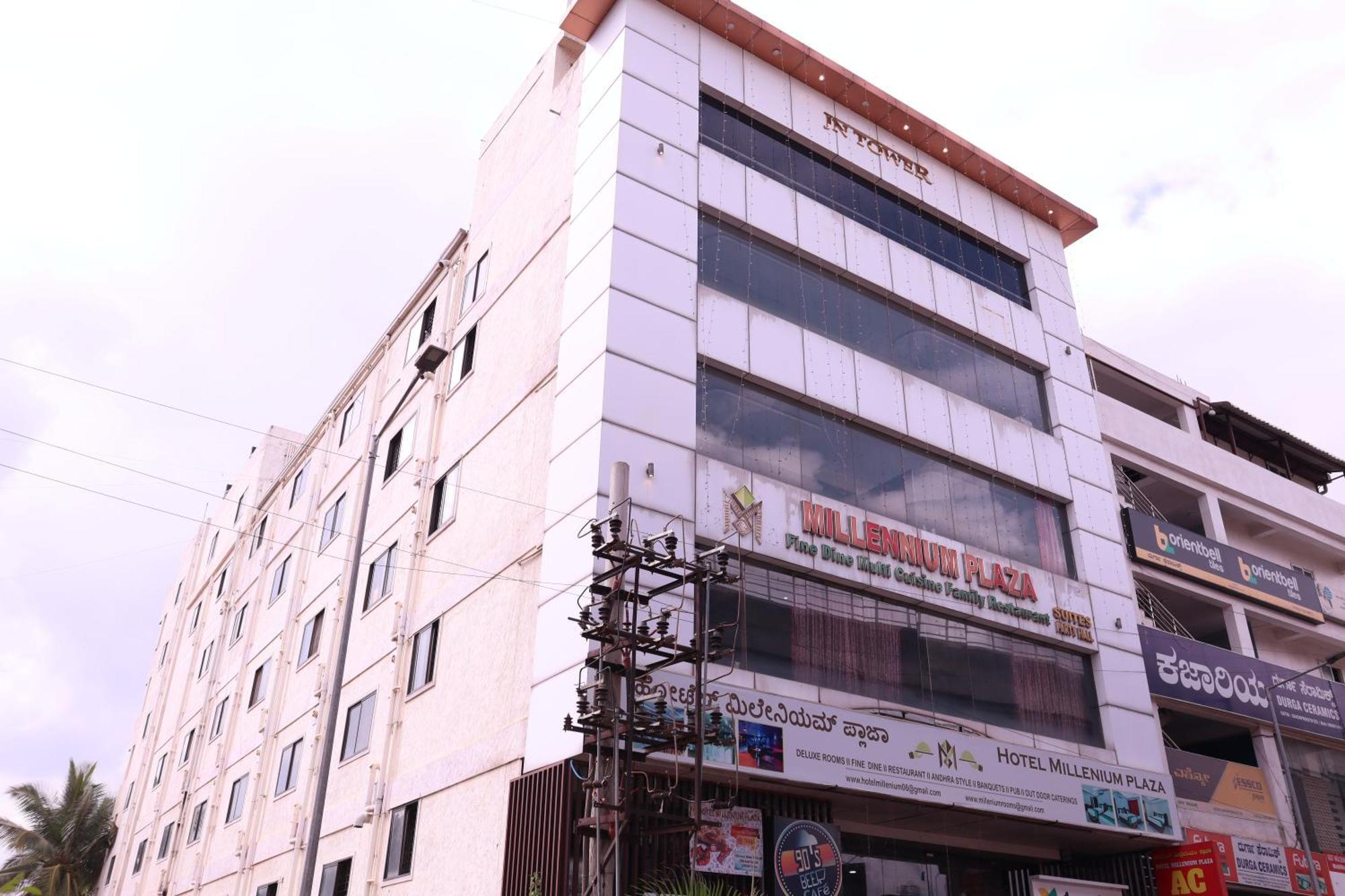 Hotel Millennium Plaza Kammasandra Exterior foto